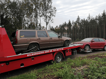 En begagnad Lambdasond från bilskrot till Saab-750 i Göteborg