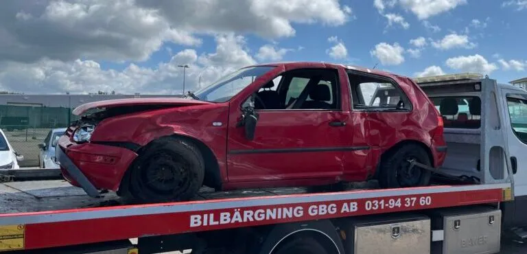 Hur mycket pengar för att skrota bilen i Göteborg